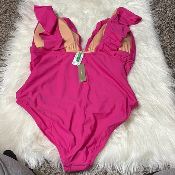 NWT J. Crew Radiant Fuchsia Color Ruched Ruffle One-Piece Swimsuit Size 20 - Picture 5 of 9